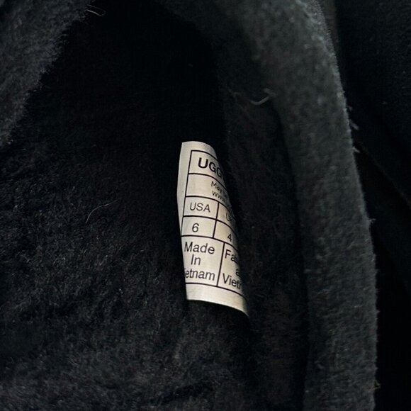 UGG Scuff Slipper in Black Size US 6 (Women) - Picture 6 of 7